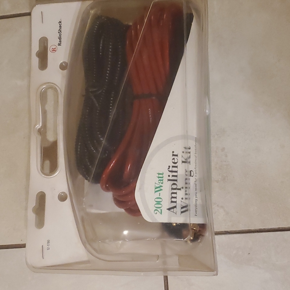 Radio Shack 200 Watt Amplifier Wiring Kit Car Audio Accessory